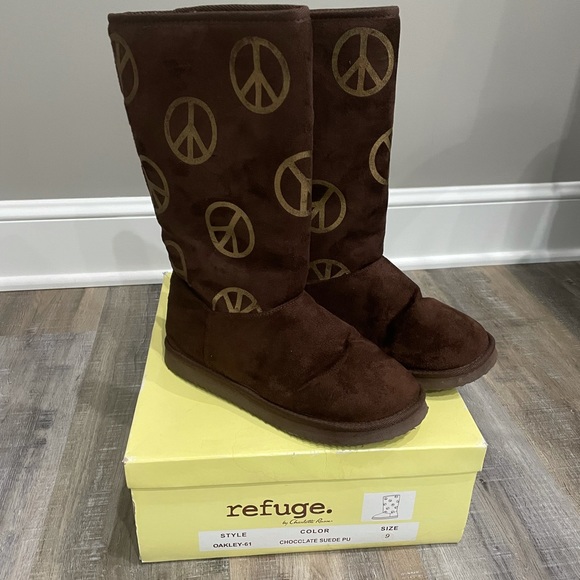 Refuge Peace Sign Suede Boots - Picture 1 of 5